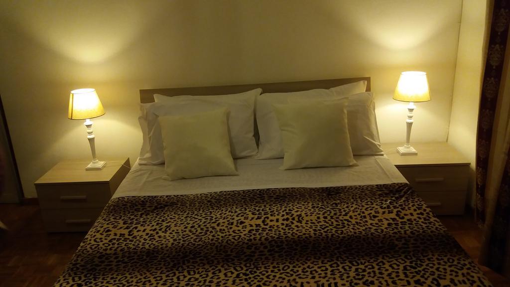 Guest House Il Marchese Del Grillo Ρώμη Δωμάτιο φωτογραφία